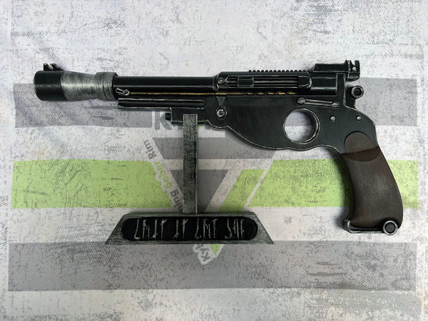 KTSR - The Mandalorian IB-94 Blaster And Base - Star Wars